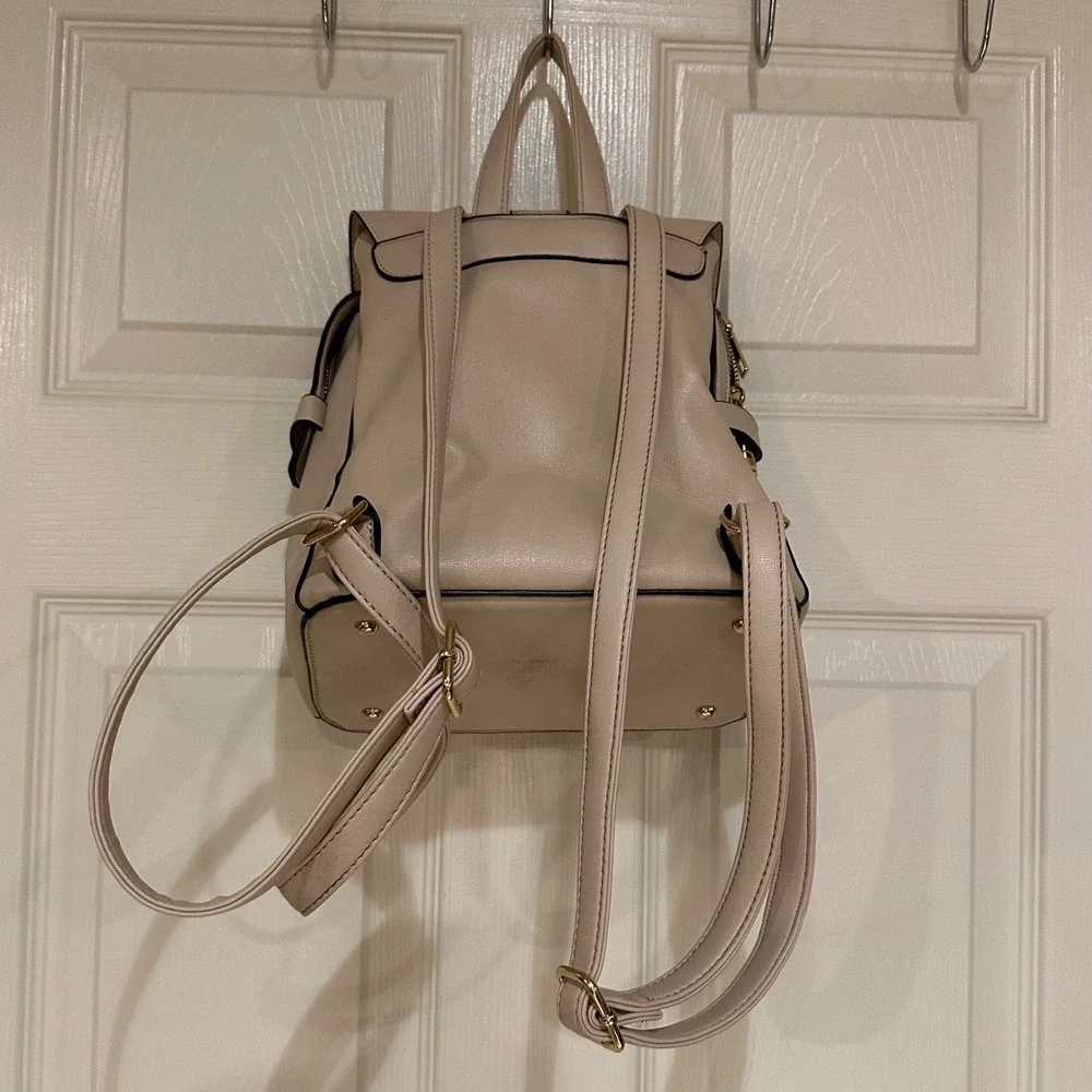 Marc New York by Andrew Marc used some